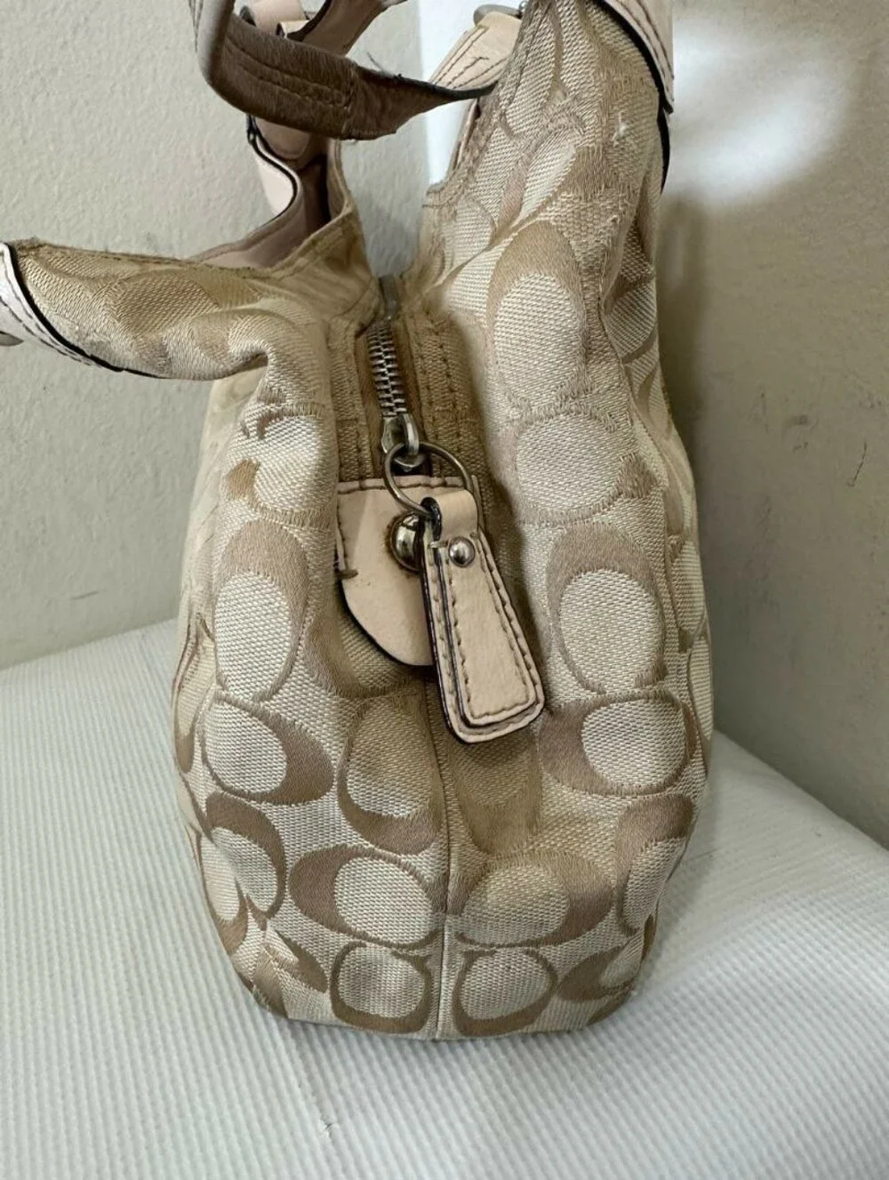 Coach Vintage Y2K Khaki Satchel Handbag with Pink Lining